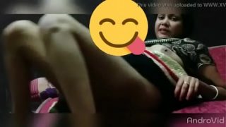 Desi indian wife fucking hard on bed taking sperm in pussy