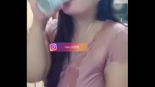 Desi spitting milk on boobs