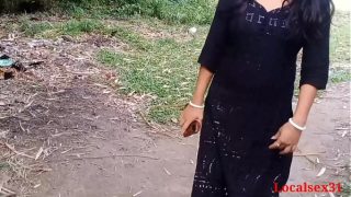 Desi Village Black Dress Bhabhi Anal Sex In A outdoor