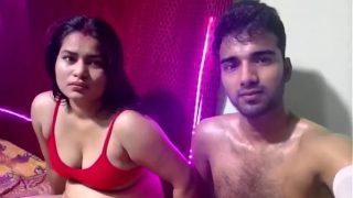 Desi young couple hot hard pussy fucking missionary style